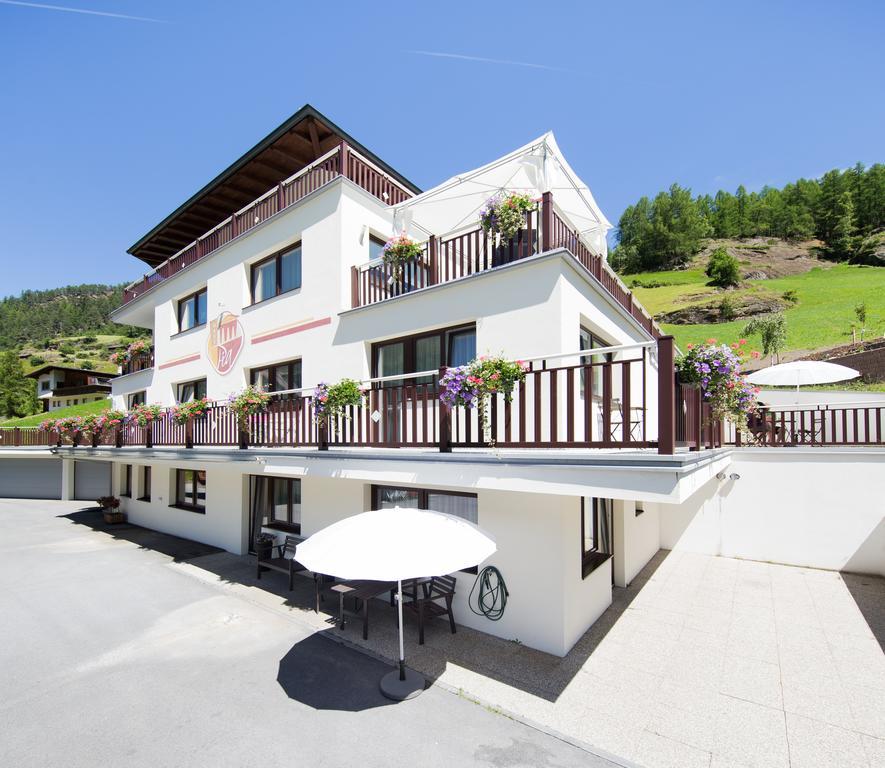 Haus Pia Apartment Сьолден Екстериор снимка