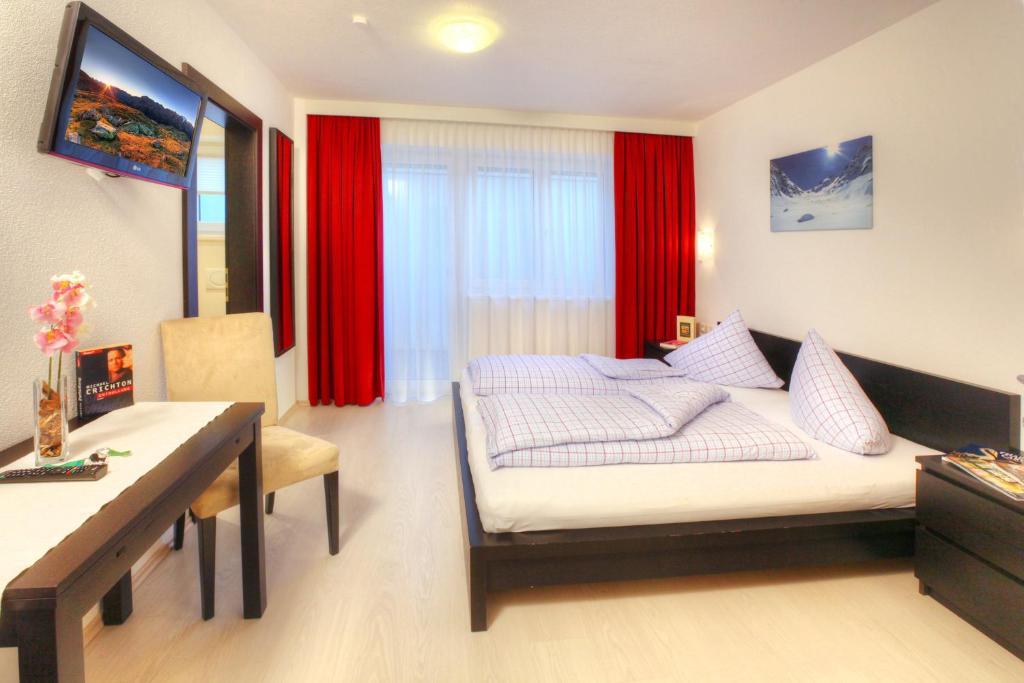 Haus Pia Apartment Сьолден Стая снимка