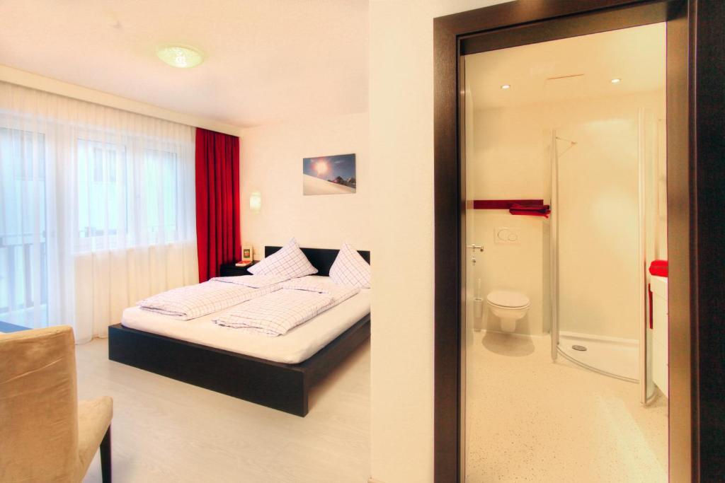 Haus Pia Apartment Сьолден Стая снимка